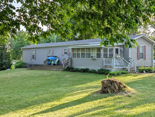 10966 S Frontage Road, Pine City, MN 55063