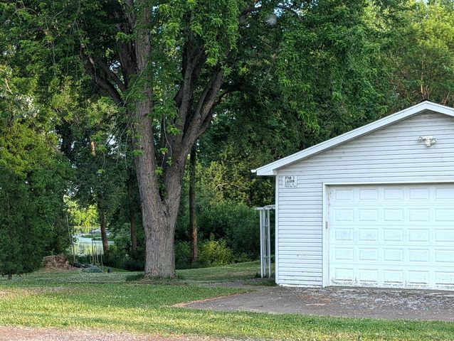 10966 S Frontage Road, Pine City, MN 55063