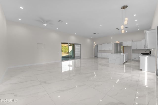 18632 W SANTA IRENE Drive, Goodyear, AZ 85338