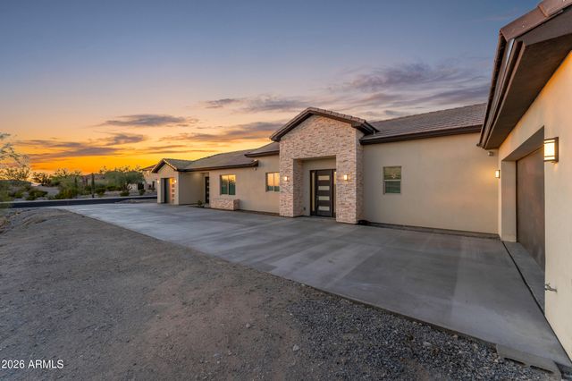 18632 W SANTA IRENE Drive, Goodyear, AZ 85338