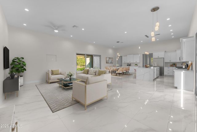 18632 W SANTA IRENE Drive, Goodyear, AZ 85338