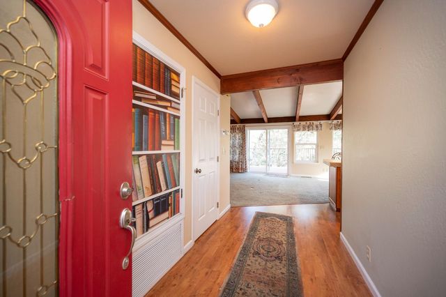 2087 American River Trl, Cool, CA 95614