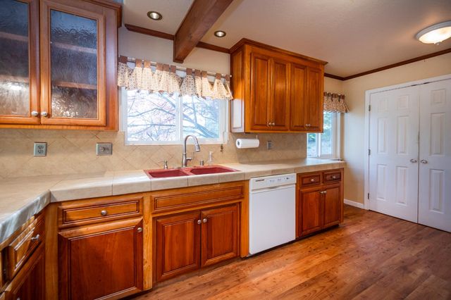 2087 American River Trl, Cool, CA 95614