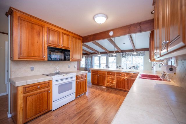 2087 American River Trl, Cool, CA 95614