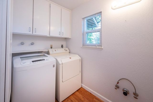 2087 American River Trl, Cool, CA 95614