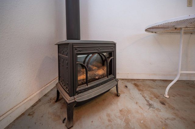 2087 American River Trl, Cool, CA 95614