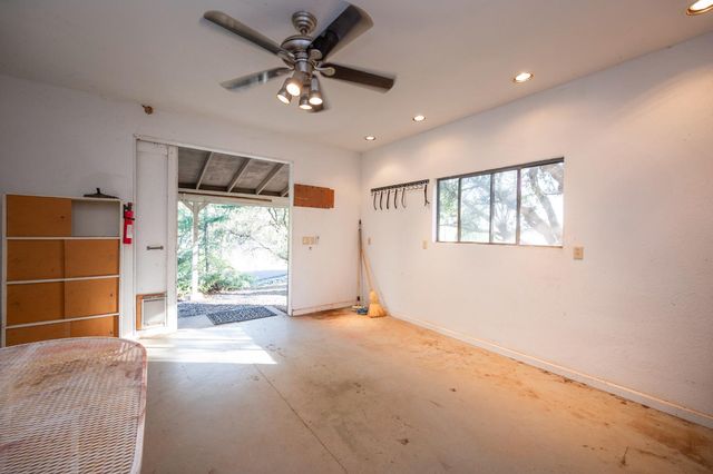 2087 American River Trl, Cool, CA 95614