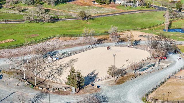 2087 American River Trl, Cool, CA 95614