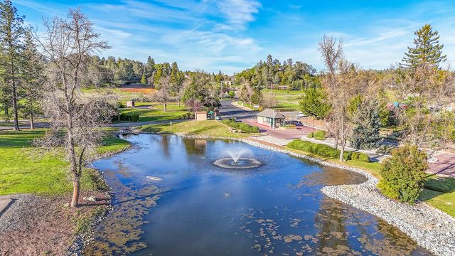 2087 American River Trl, Cool, CA 95614