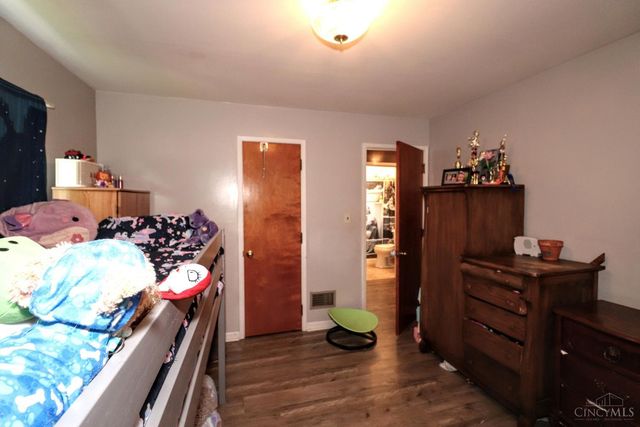 5642 Leumas Road, Green Twp, OH 45239