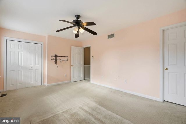 8 FOREST GLEN CT, Reisterstown, MD 21136