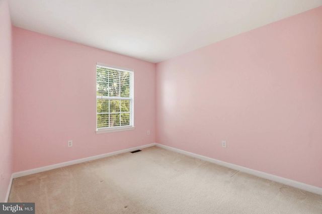 8 FOREST GLEN CT, Reisterstown, MD 21136