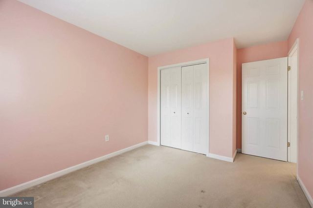 8 FOREST GLEN CT, Reisterstown, MD 21136
