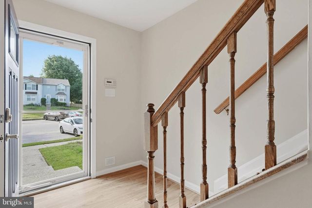 8 FOREST GLEN CT, Reisterstown, MD 21136