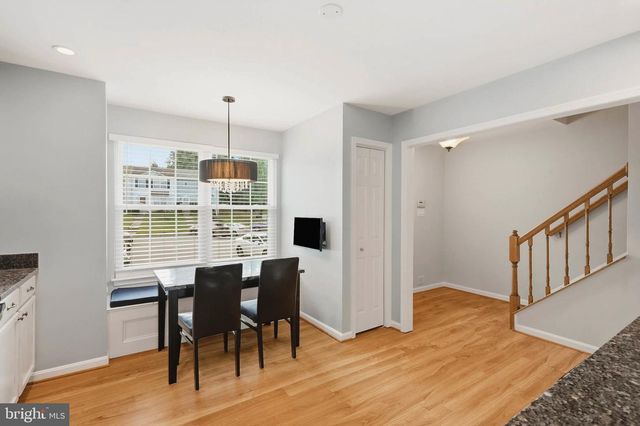 8 FOREST GLEN CT, Reisterstown, MD 21136