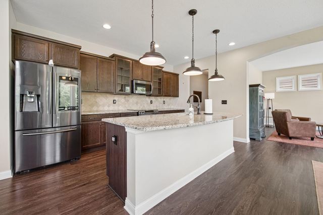 3438 Woodland Drive, Hilliard, OH 43026