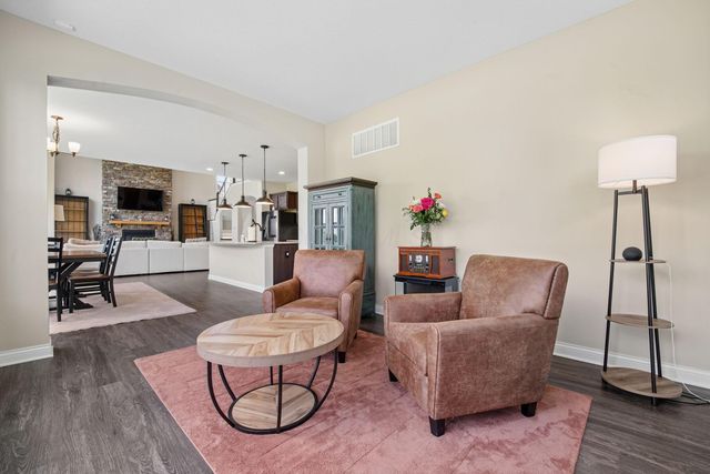 3438 Woodland Drive, Hilliard, OH 43026