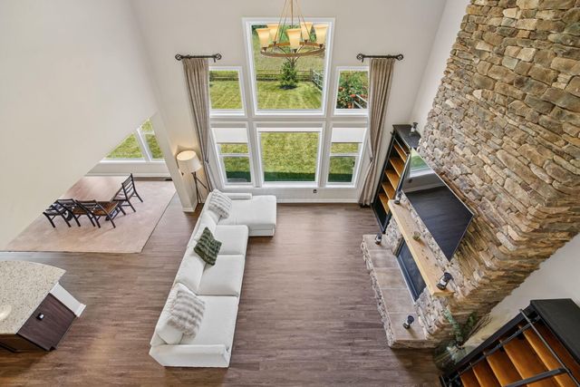 3438 Woodland Drive, Hilliard, OH 43026