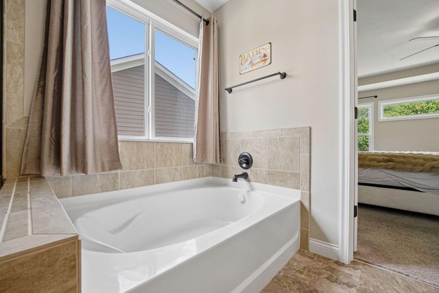 3438 Woodland Drive, Hilliard, OH 43026