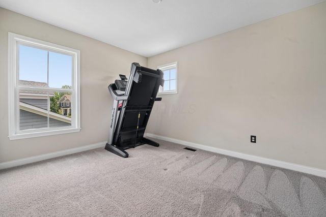 3438 Woodland Drive, Hilliard, OH 43026
