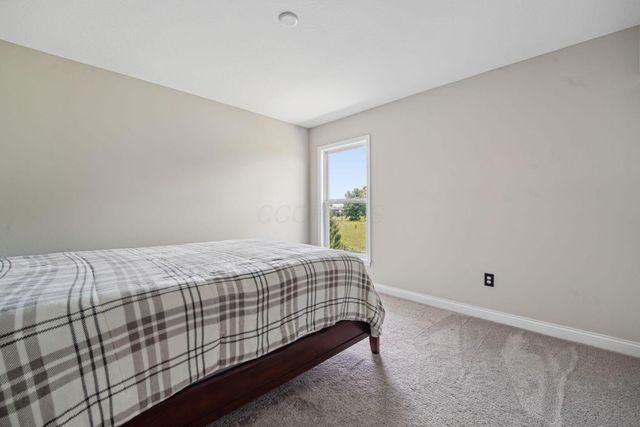 3438 Woodland Drive, Hilliard, OH 43026