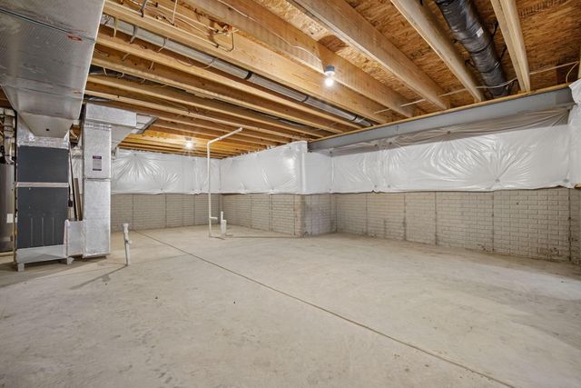 3438 Woodland Drive, Hilliard, OH 43026