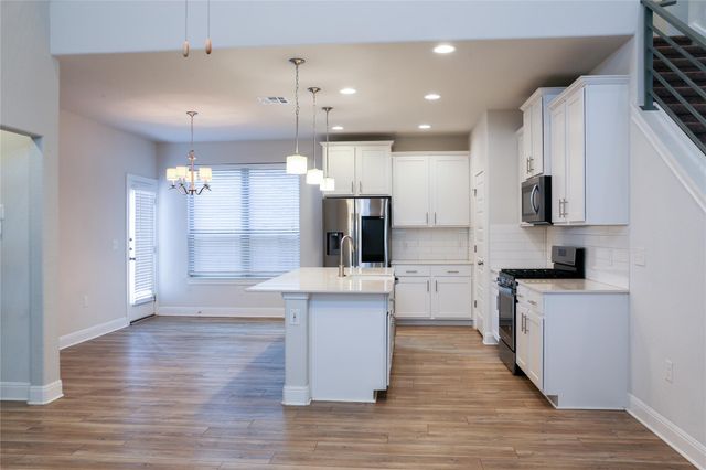 432 E Arrowhead Vine ST, Leander, TX 78641
