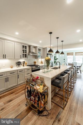 1919 BENNETT PL NE, Washington, DC 20002