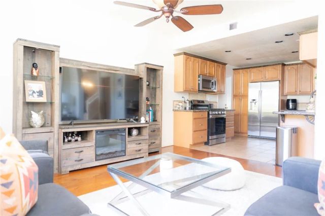 21 Bravo, Aliso Viejo, CA 92656