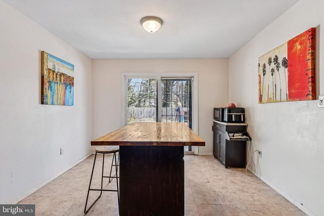 32 MILLBROOK DR, Willingboro, NJ 08046