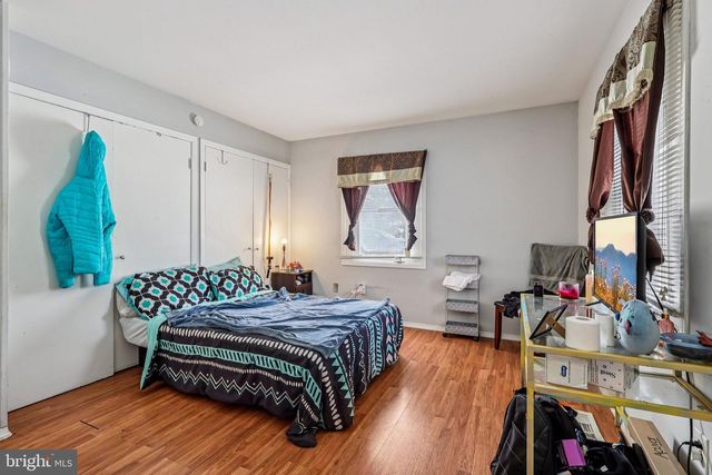 32 MILLBROOK DR, Willingboro, NJ 08046