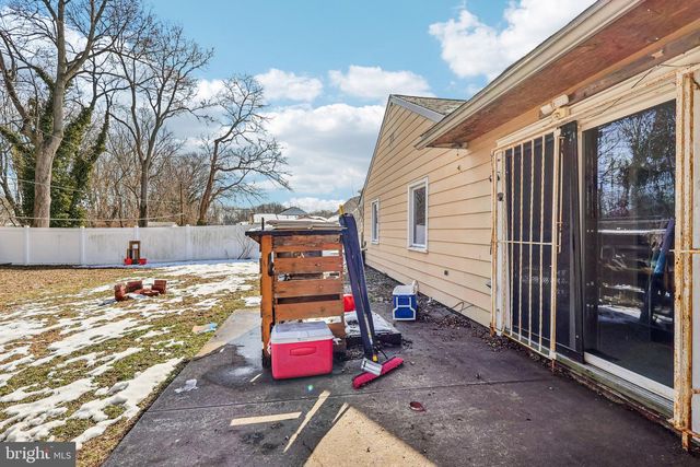 32 MILLBROOK DR, Willingboro, NJ 08046