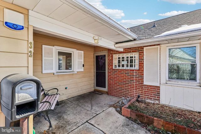 32 MILLBROOK DR, Willingboro, NJ 08046