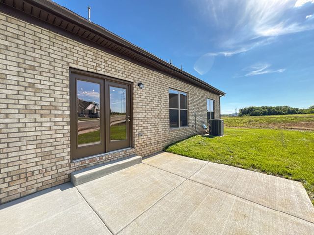 106 Turf Way Street, Gallatin, TN 37066