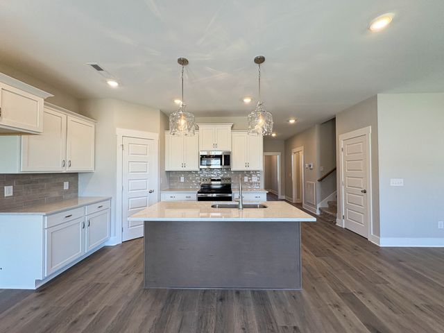 106 Turf Way Street, Gallatin, TN 37066
