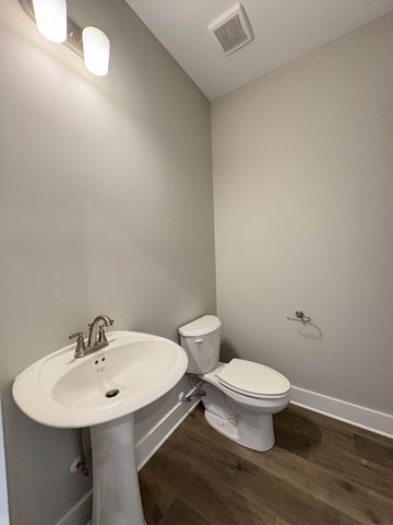 106 Turf Way Street, Gallatin, TN 37066