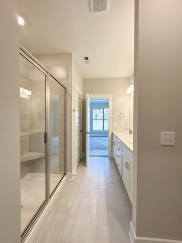 106 Turf Way Street, Gallatin, TN 37066