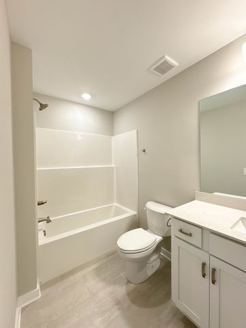 106 Turf Way Street, Gallatin, TN 37066