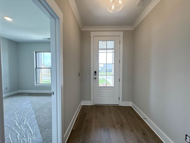106 Turf Way Street, Gallatin, TN 37066