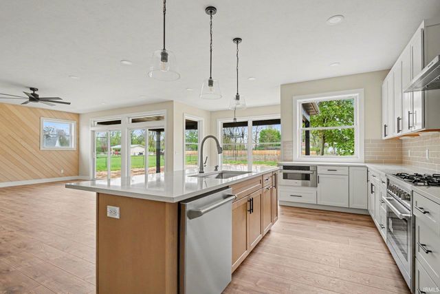 20470 Longboat Court, Bristol, IN 46507