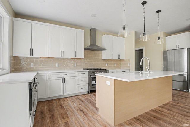 20470 Longboat Court, Bristol, IN 46507