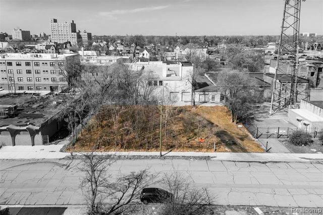 277 E Baltimore Street, Detroit, MI 48202