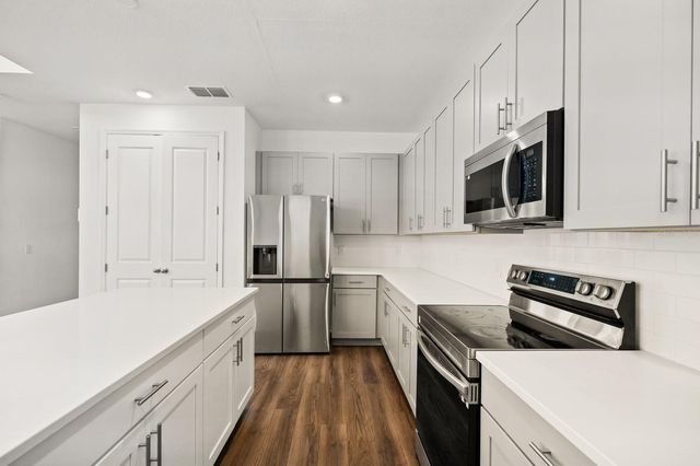 2062 DERWENT DRIVE, Davenport, FL 33896