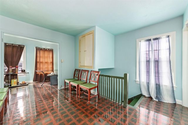 8023 Findlay Street, Houston, TX 77017