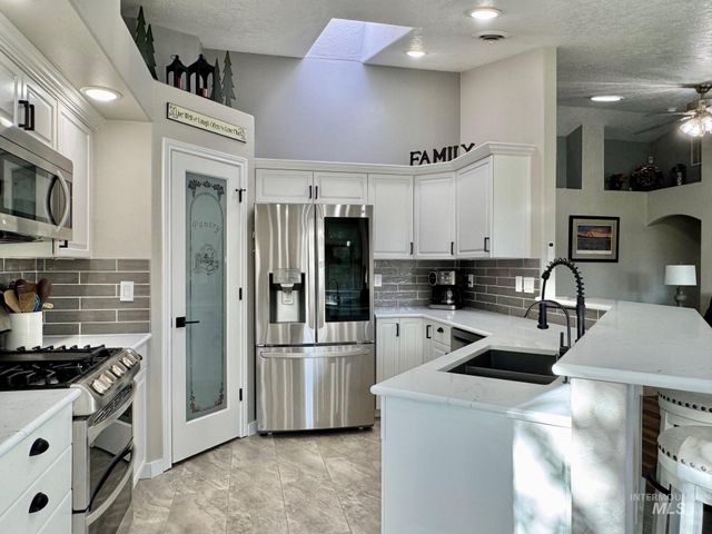 16825 N Darmady, Nampa, ID 83687