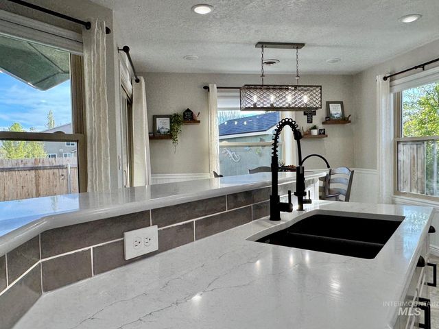 16825 N Darmady, Nampa, ID 83687