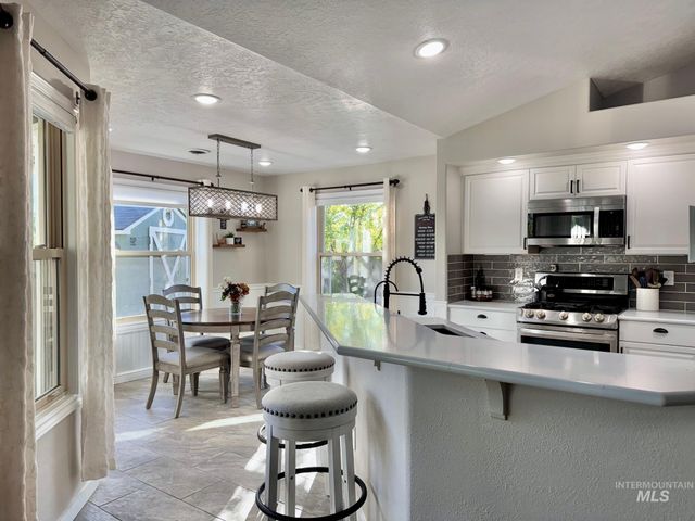 16825 N Darmady, Nampa, ID 83687