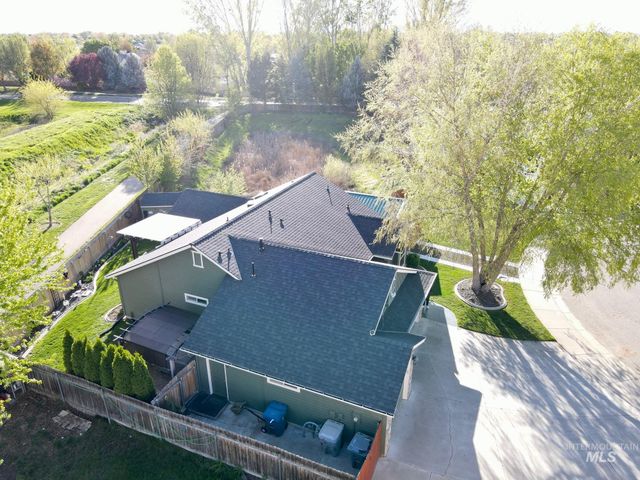 16825 N Darmady, Nampa, ID 83687