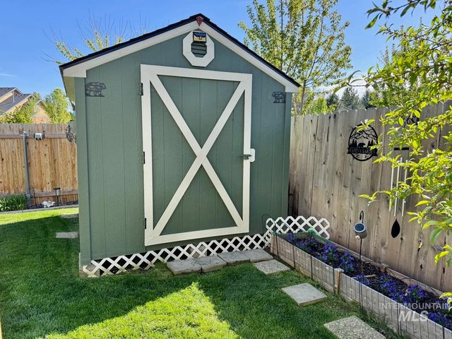 16825 N Darmady, Nampa, ID 83687