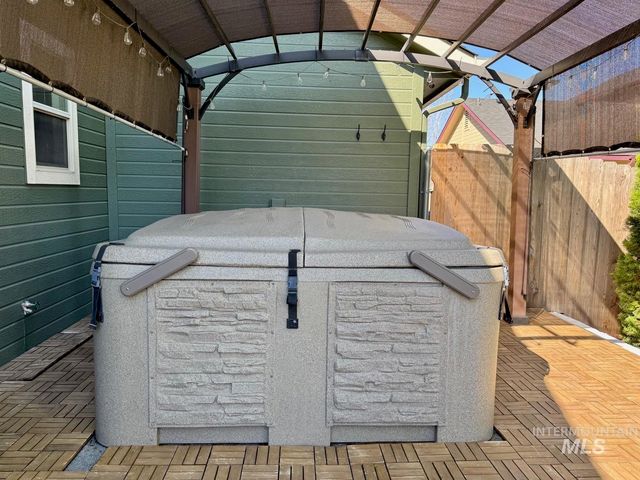 16825 N Darmady, Nampa, ID 83687